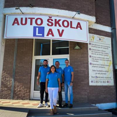 Auto škola Lav